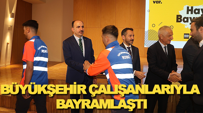 Konya Büyükşehir Belediyesi ve KOSKİ Genel Müdürlüğü çalışanlarıyla bayramlaştı
