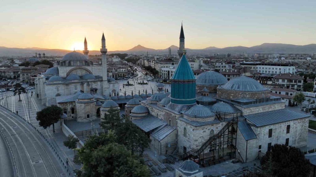Mevlana Müzesi'nde bayram bereketi yaşandı: İşte ziyaretçi sayısı