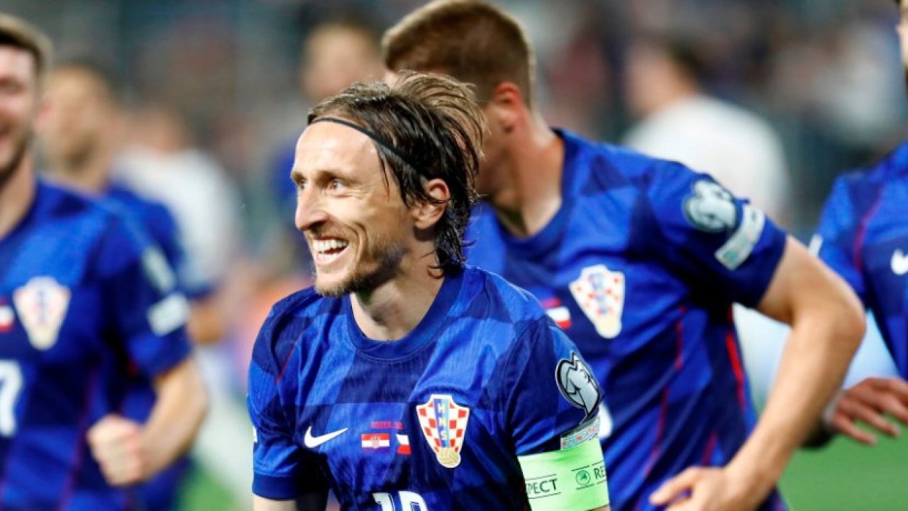 Hırvatlar gol oldu yağdı