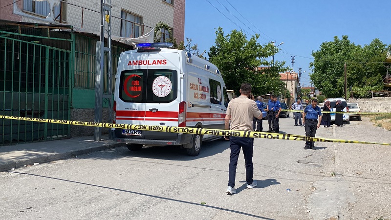 Konya'da alışveriş yaptıktan sonra sokakta hayatını kaybetti