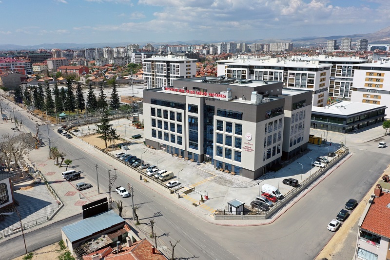 Konya'daki yeni diş hastanesi tam not alıyor