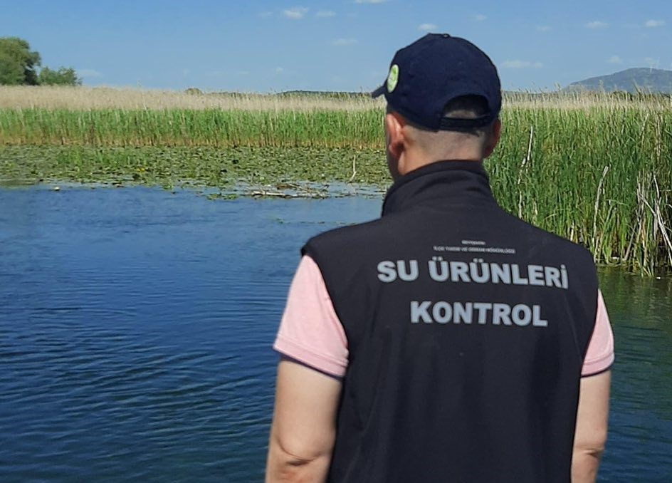 Beyşehir Gölünde denetimler sürüyor