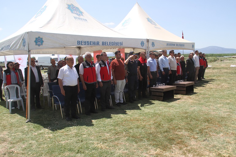 Beyşehir Gölünde yeni av sezonu açıldı