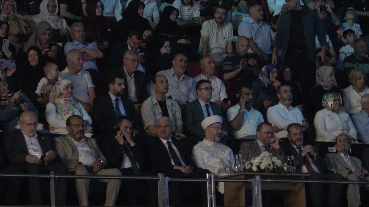 Diyanet İşleri Başkanı Erbaş, Konya’da Hafızlık İcazet Merasimi’ne katıldı: Bin 255 hafıza düzenlendi