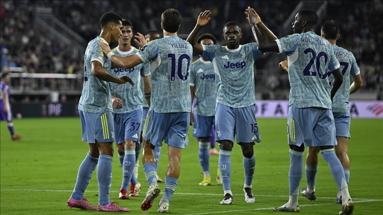Juventus, Al Ain'ı farklı yendi