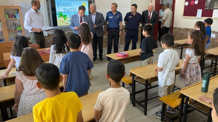 Kulu’da 7 bin 600 öğrenci karne heyecanı yaşadı