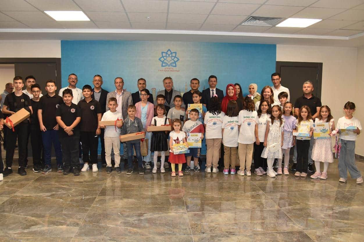 Hüyük'te dereceye giren öğrencilere ödül