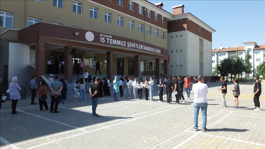 YKS'nin ilk oturumu TYT başladı