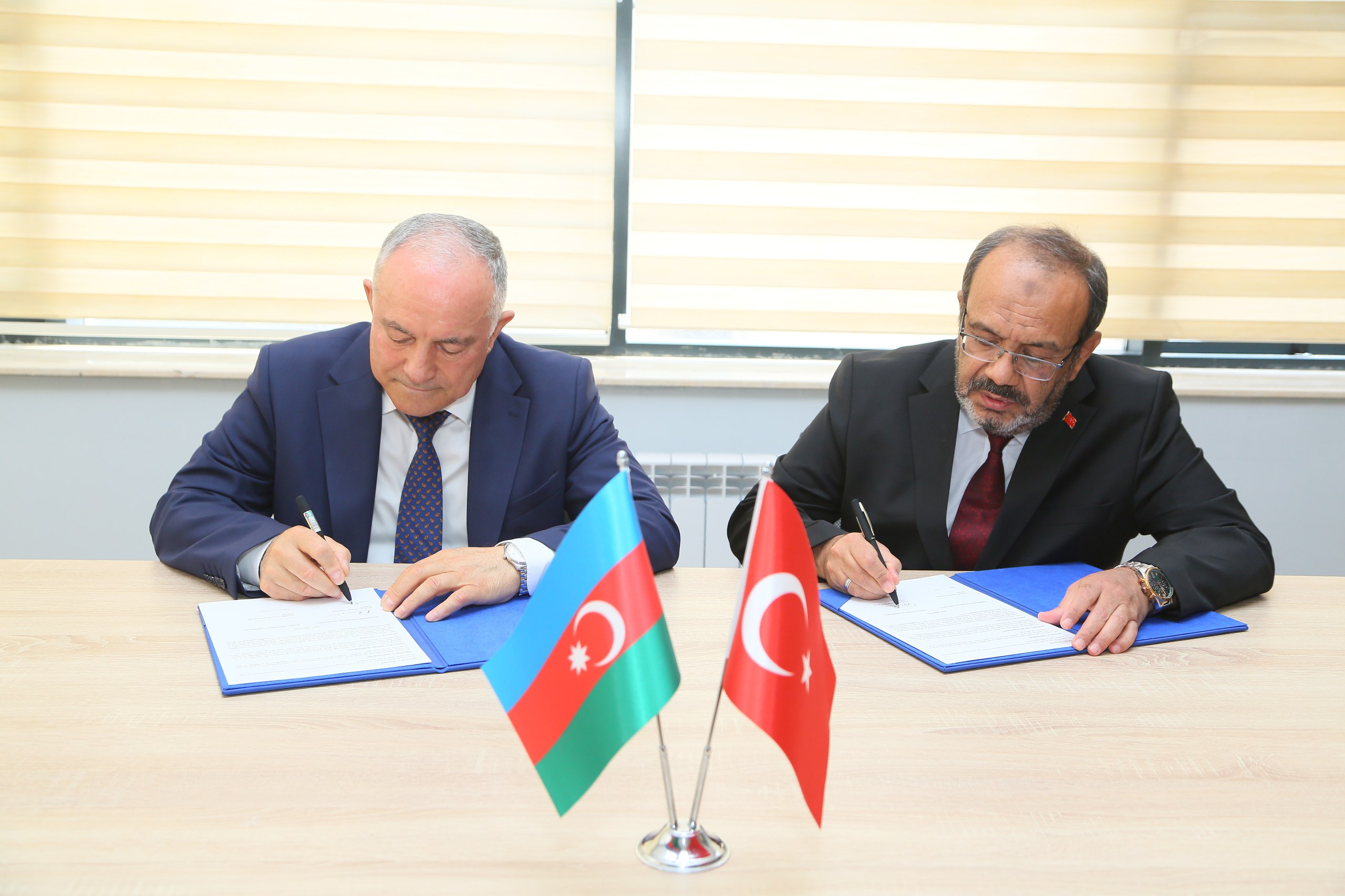 KTÜN ile AzTU arasında akademik iş birliği