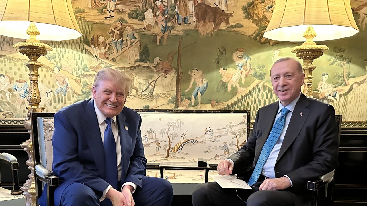 "Erdoğan-Trump" buluşması NATO zirvesine damga vurdu