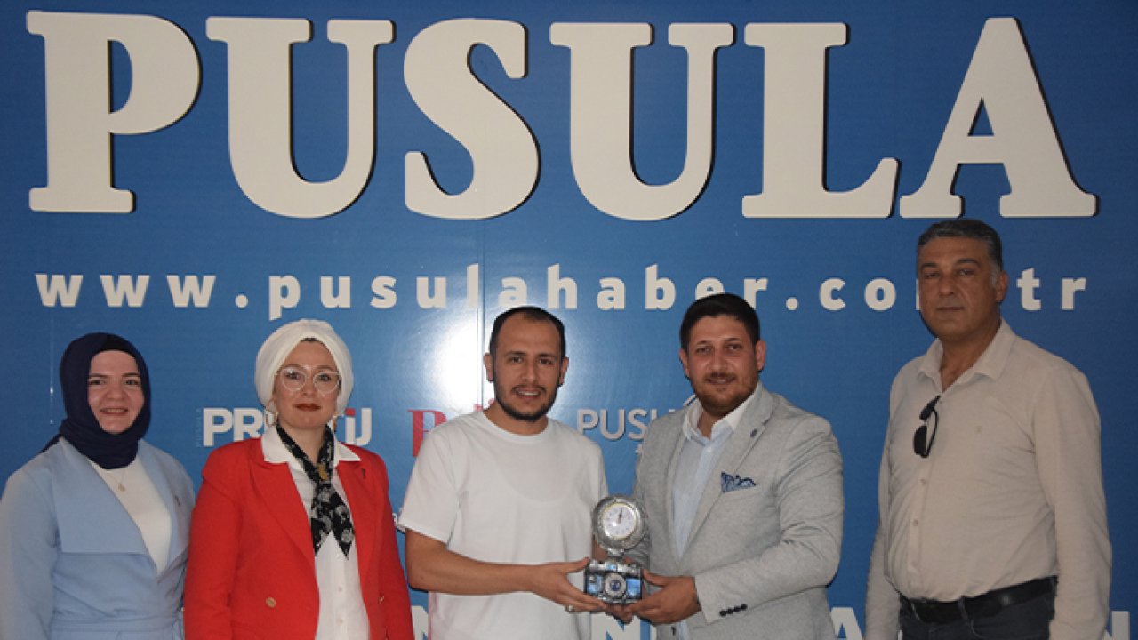 Anahtar Parti’den Pusula’ya ziyaret