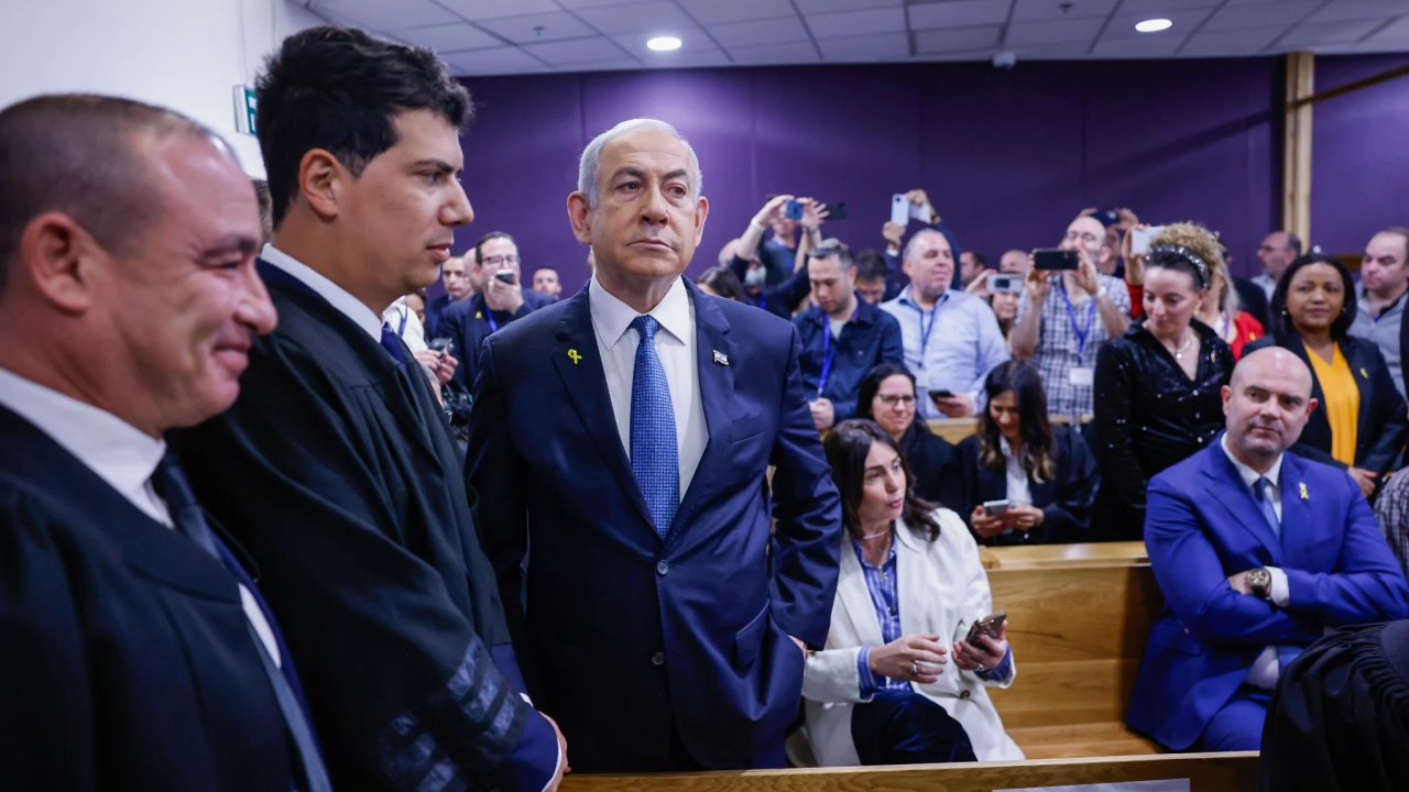 İsrail Başsavcılığı, Netanyahu'nun yolsuzluk davasının ertelenmesi talebini reddetti