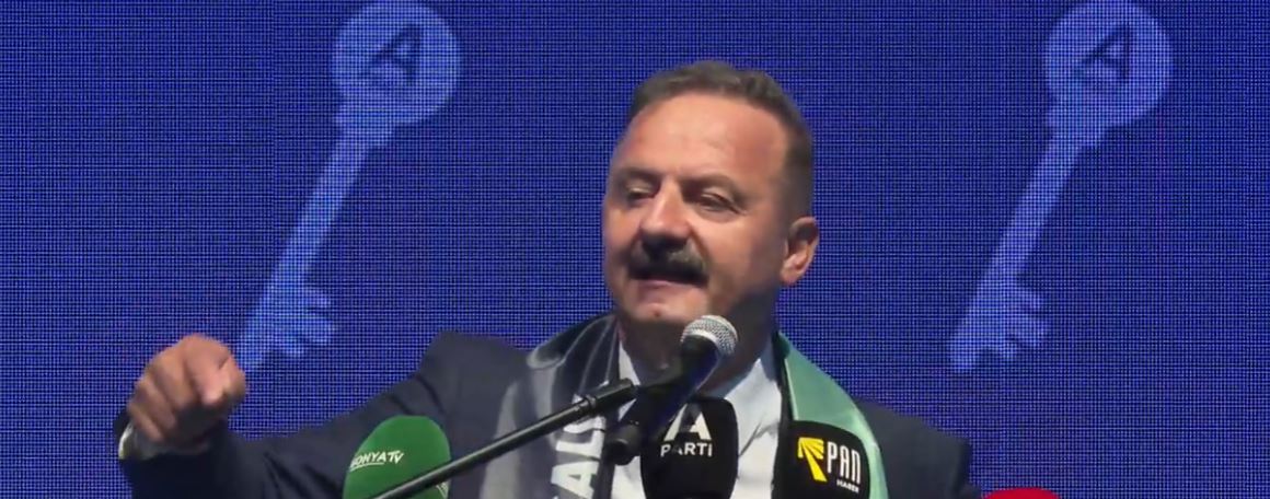 A Parti Genel Başkanı Ağıralioğlu, Konyalılarla buluştu