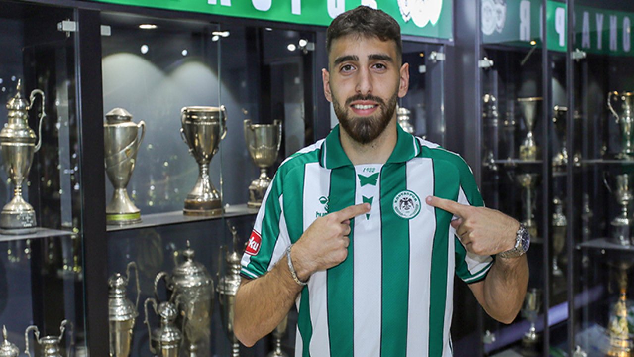 Konyaspor yeni transferini duyurdu