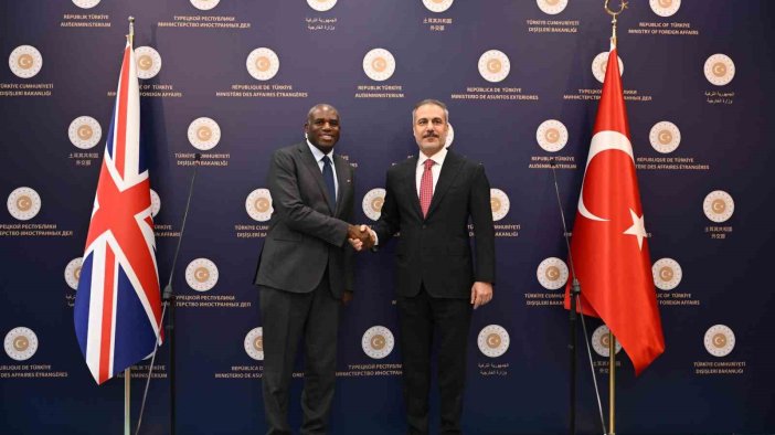 Bakan Fidan: "İran-İsrail arasında kalıcı bir barışa dönülmesi şu andaki stratejik hedeflerimizden biri"
