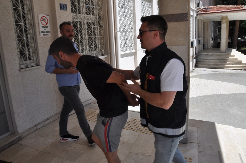 Konya'da tarihi eser ve uyuşturucu operasyonu