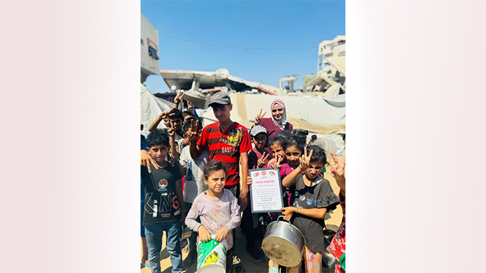 Gazze’ye yardımlar sürüyor