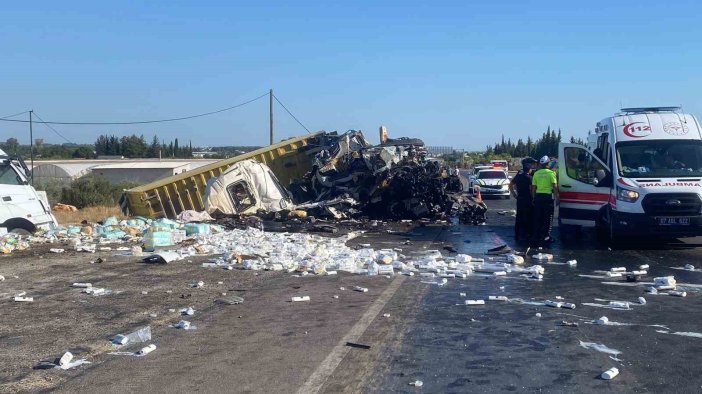 İki tır çarpıştı: 1 ölü, 1 yaralı