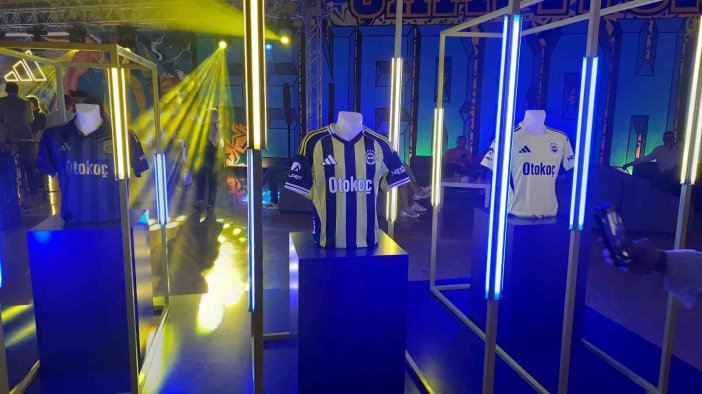 Fenerbahçe’nin 2025-2026 sezonu formalarının lansmanı yapıldı