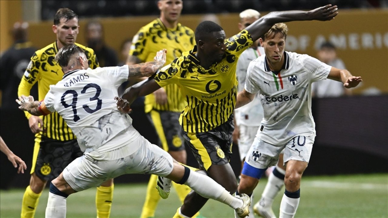 Borussia Dortmund çeyrek finale yükseldi