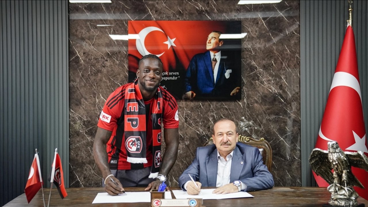 Gaziantep FK'dan savunmaya takviye geldi