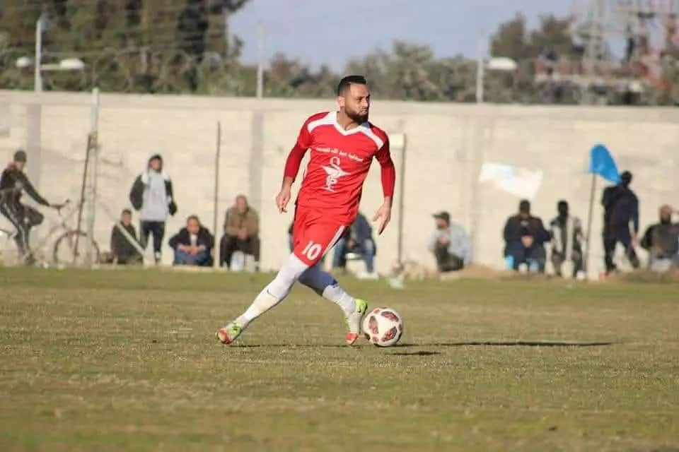 İsrail'in Gazze'ye saldırısında yaralanan  Filistinli mili futbolcu hayatını kaybetti