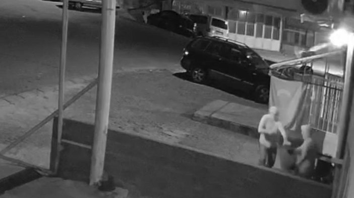 Hırsızı dükkan sahibi karşıladı