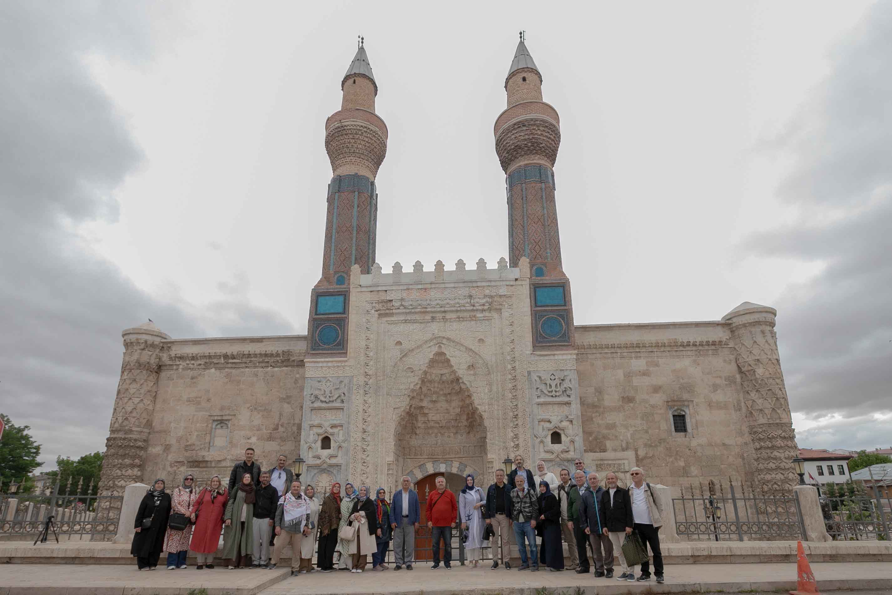 TYB Konya Sivas-Divriği gezdi