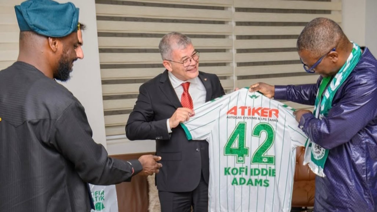 Ömer Atiker Gana'da
