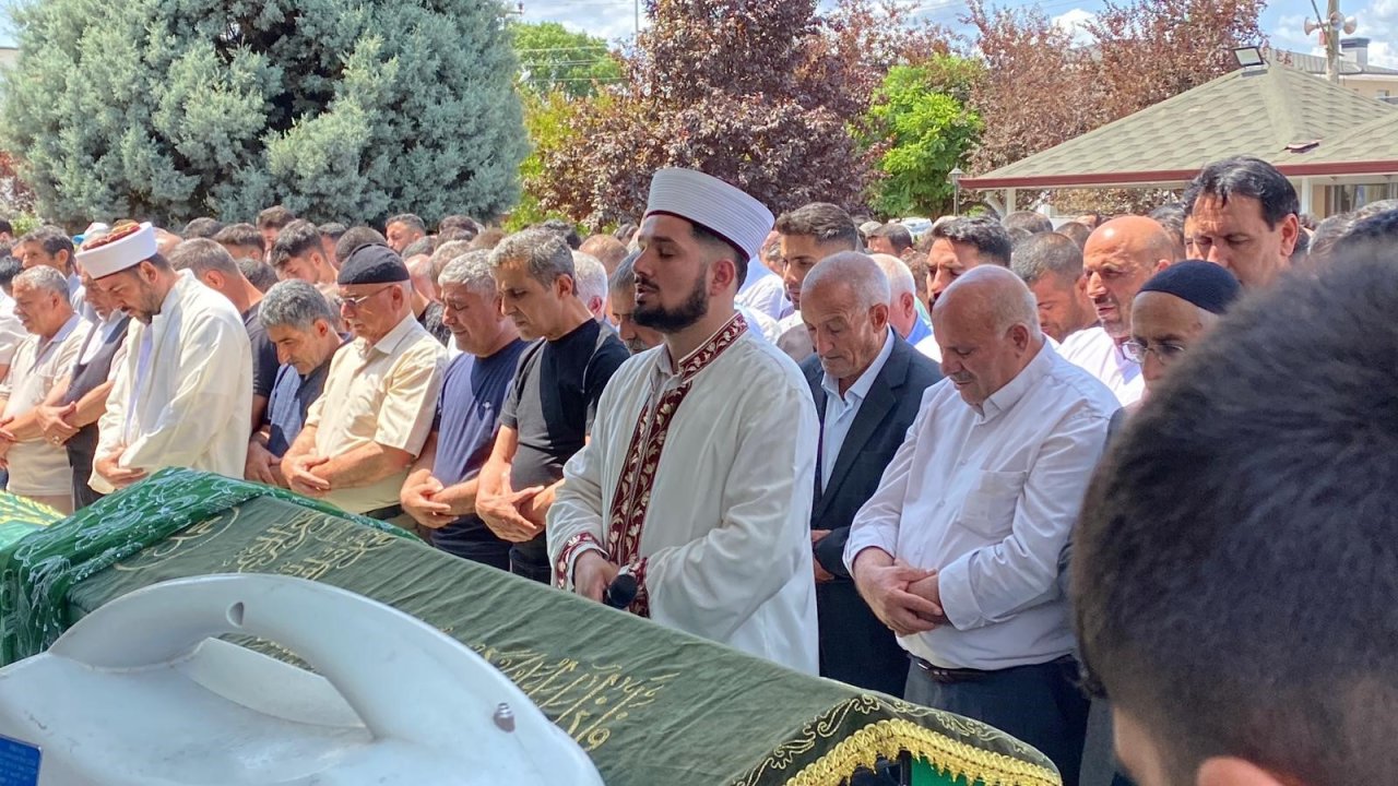 Amca, tartıştığı 2 yeğenini silahla öldürdü, 1 yeğenini yaraladı