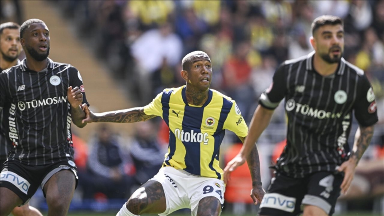 Fenerbahçe'de Talisca şoku