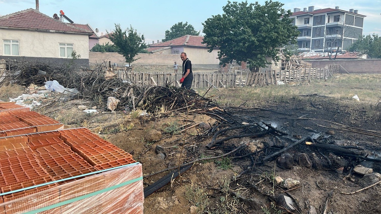 Kulu’da ağaç yangını