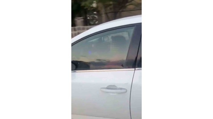 Küçük çocuğuna otomobil kullandıran babaya 18 bin TL ceza