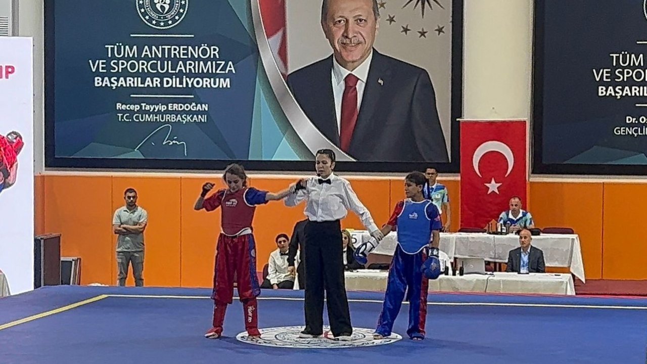 Meramlı sporcular Wushu Balkan Şampiyonası’ndan madalyalarla döndü