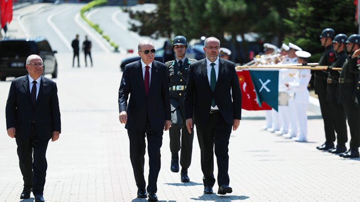 Cumhurbaşkanı Erdoğan MSÜ'de mezuniyet törenine katıldı
