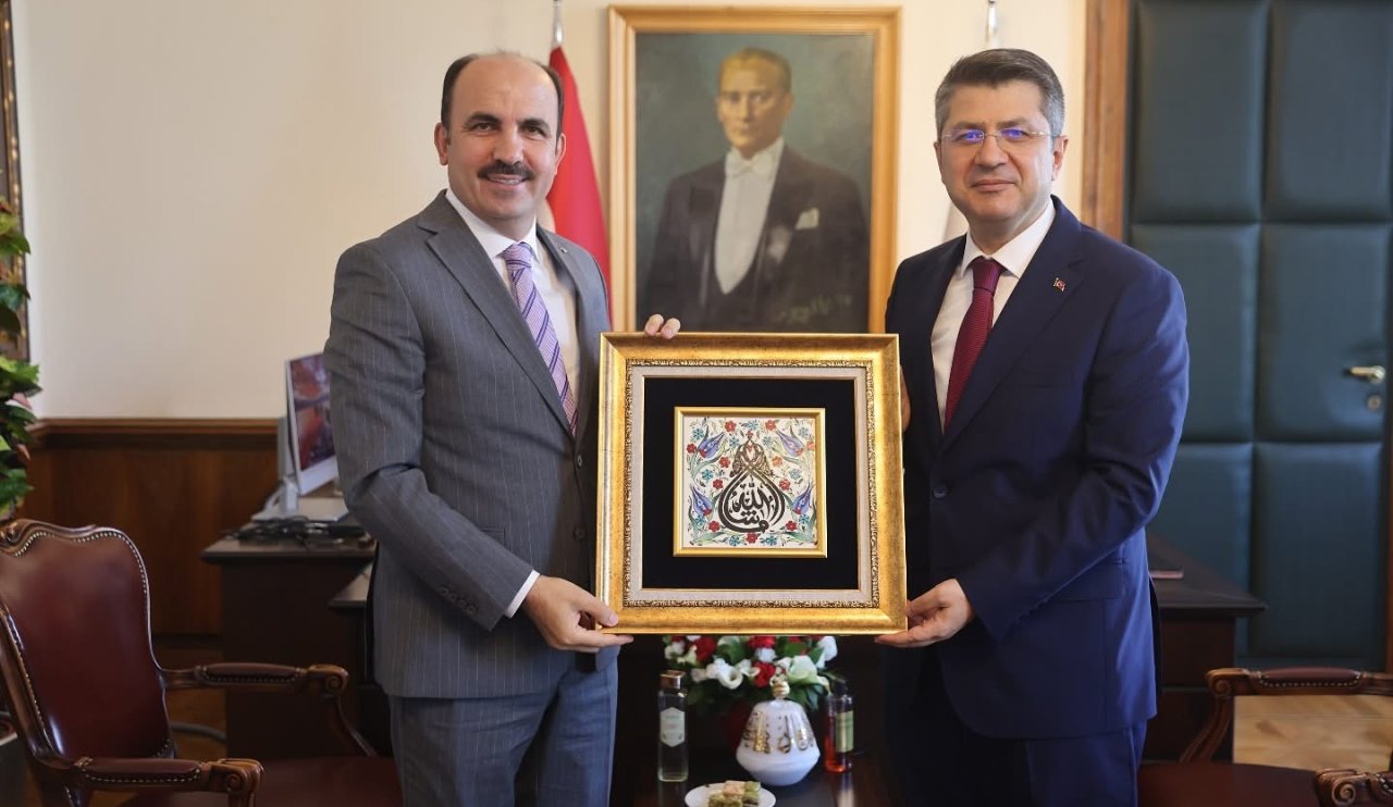 Başkan Altay'dan TBMM'deki Konyalı isme ziyaret!