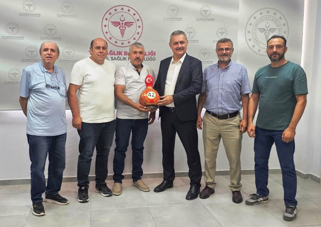 DERPLAT yönetimi Müdür Yavuz’u tebrik etti