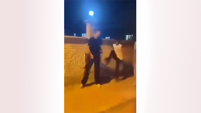 14 yaşındaki çocuk hem dövüldü hem kayda alındı: 'Direk ölüme teşebbüs'