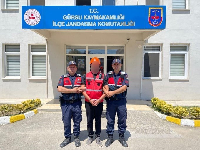 Yangın bölgesindeki sahte arama kurtarmacı böyle yakalandı