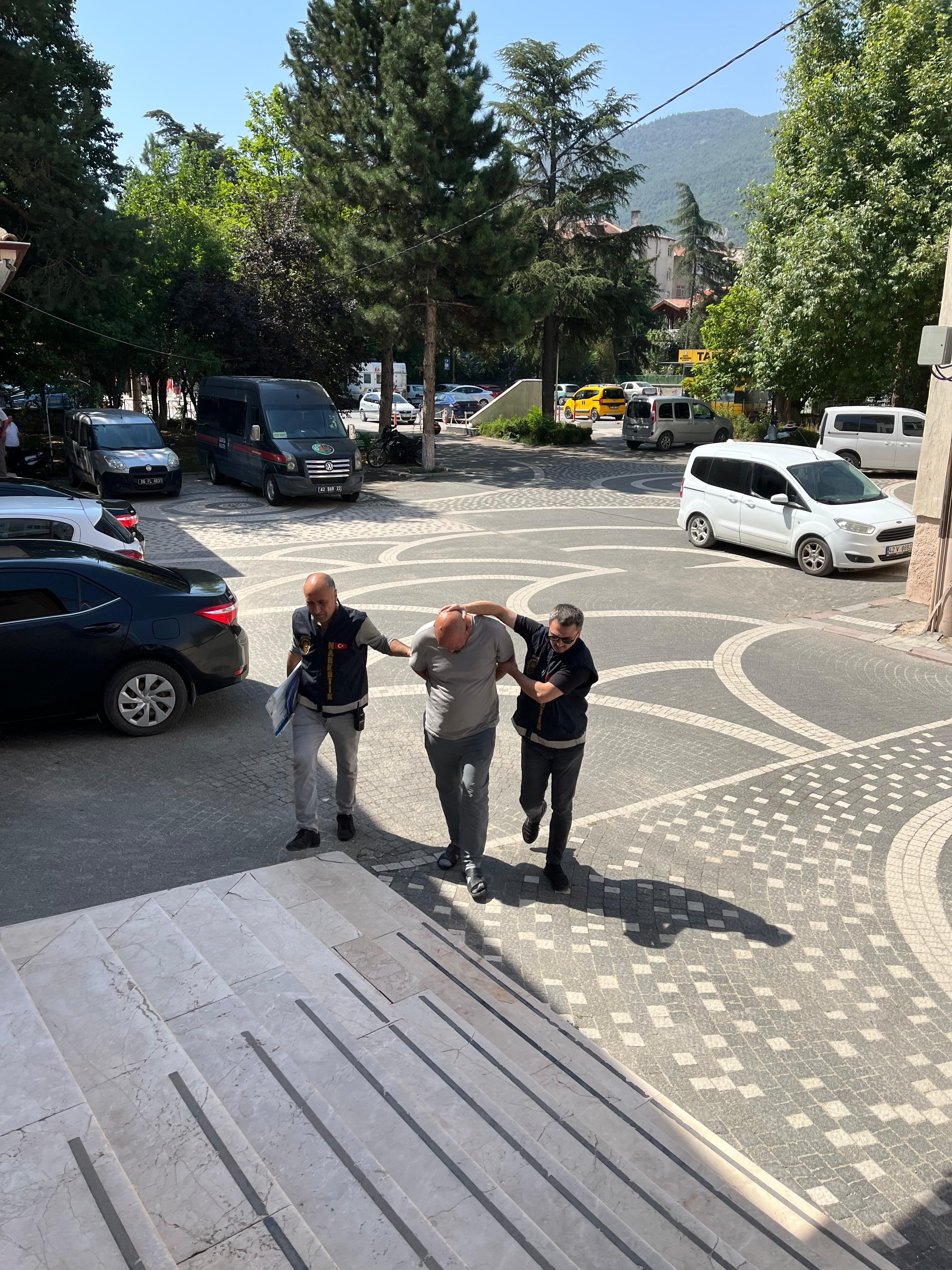 Akşehir’de uyuşturucu operasyonu!