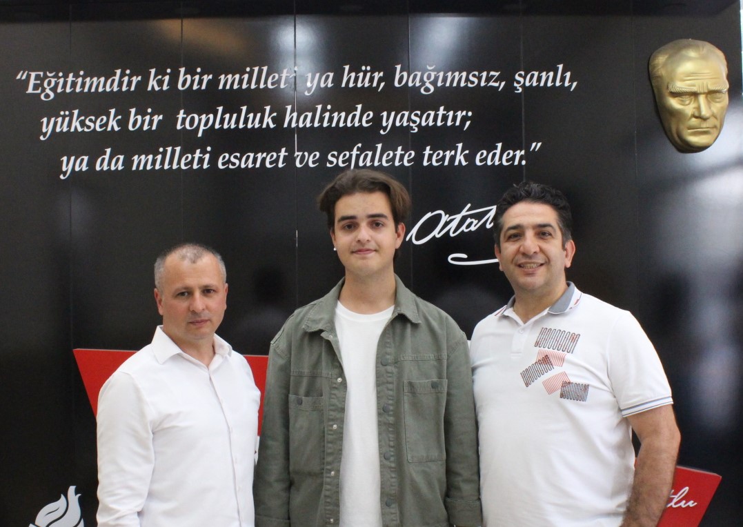 YKS’ de, bir Türkiye birincisi de Rasyonel Öğrencisi Kerem Mert Bozyiğit