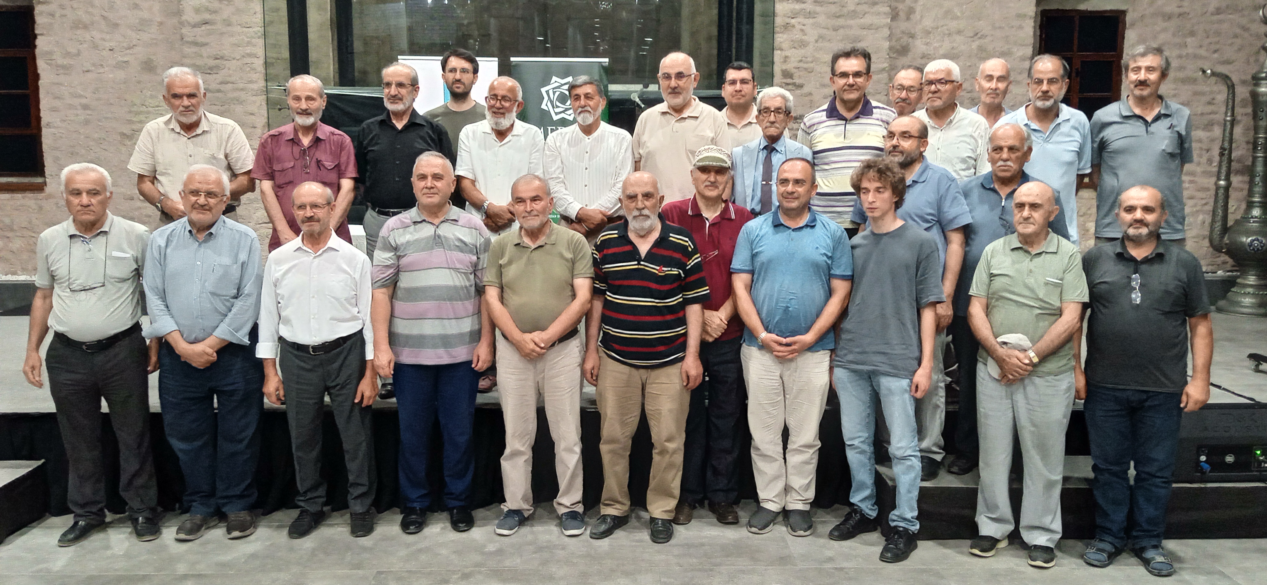Konya'da şair Ahmet Efe'ye saygı gecesi