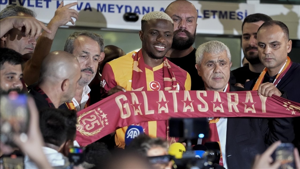 Osimhen Galatasaray'da