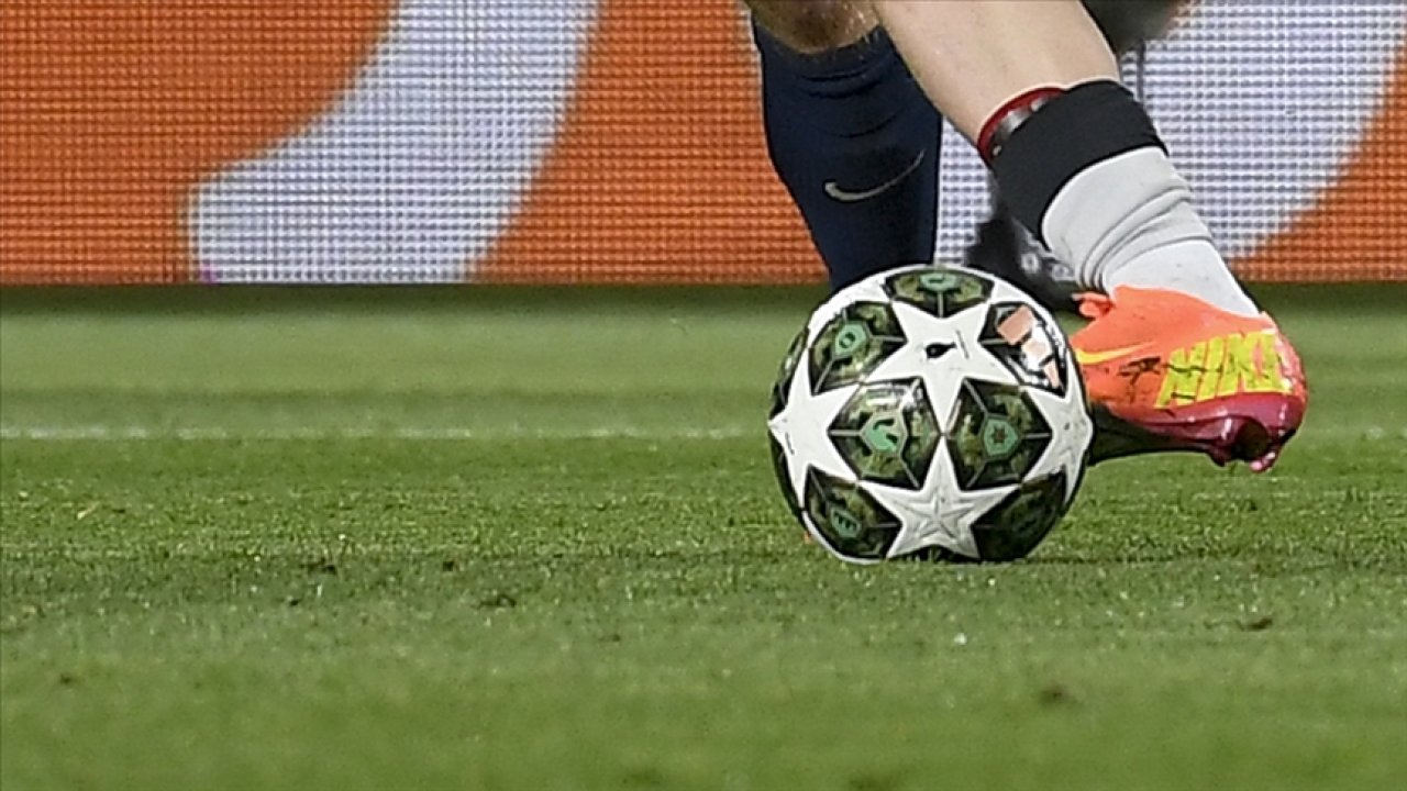 Şampiyonlar Ligi'nde 10 maç daha oynandı