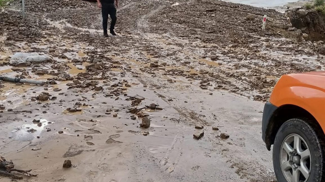 Konya ıslanmadı ilçeleri sel aldı!