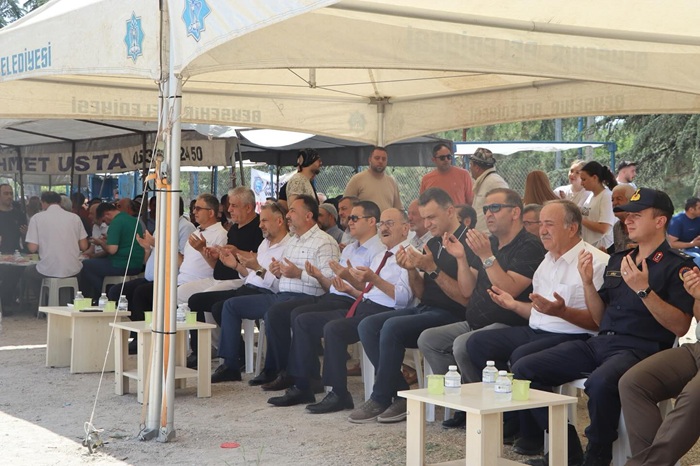 Doğanbeyliler vefa ve coşkuyu bir arada yaşadı