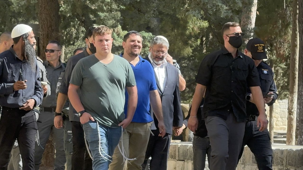 Mescid-i Aksa'da alçak Siyonist tahrik!