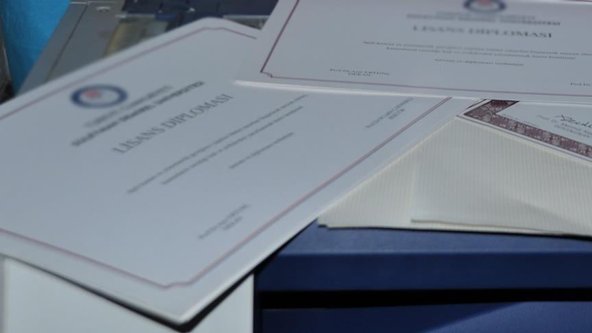 Bakan paylaştı: Onlarca sahte diploma tespit edildi