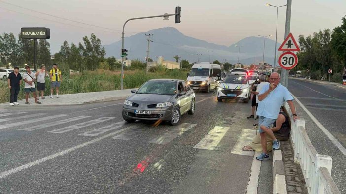 Önce çarptı, sonra kaçmaya çalıştı: Kadını ezilmekten vatandaşlar kurtardı