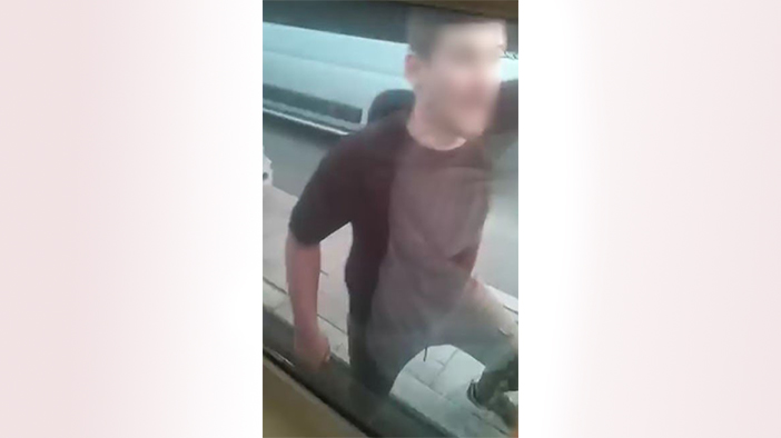 Trafikte ’bıçaklı’ korna kavgası (TIKLA&İZLE)